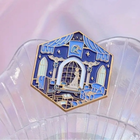 Jewelry - Pin Ravenclaw Common Room Hogwarts House Harry Potter Witch Wizard Raven